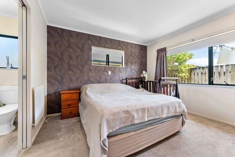 Photo of property in 285 Hobsonville Road, Hobsonville, Auckland, 0618