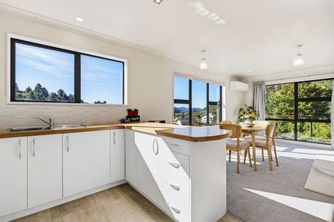 Photo of property in 11 Angle Street, Picton, 7220