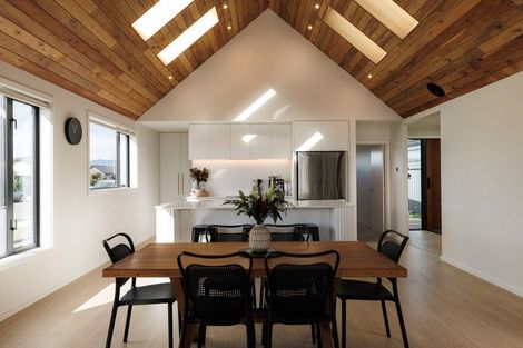 Photo of property in 18 Wakanini Place, Mapua, 7005