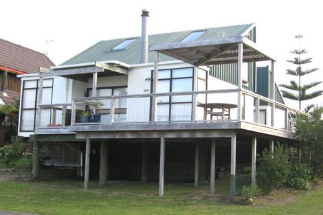 Photo of property in 120 Pauanui Boulevard, Pauanui, Hikuai, 3579