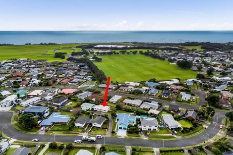 Photo of property in 16a Culzean Grove, Bell Block, New Plymouth, 4312