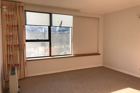 Photo of property in Hobson Court Flats, 72/70u Hobson Street, Thorndon, Wellington, 6011