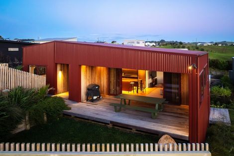Photo of property in 50 Rangitahi Road, Raglan, 3225