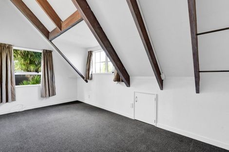 Photo of property in 10b Camden Street, Vogeltown, New Plymouth, 4310