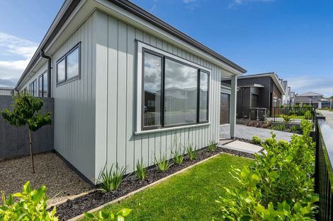 Photo of property in 32 Oyster Drive, Whenuapai, Auckland, 0618