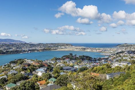 Photo of property in 25u3 Thane Road, Roseneath, Wellington, 6011