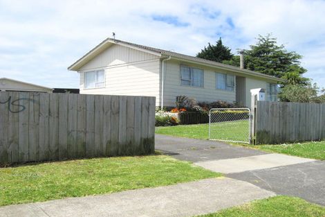 Photo of property in 3 Staverton Crescent, Mangere, Auckland, 2022