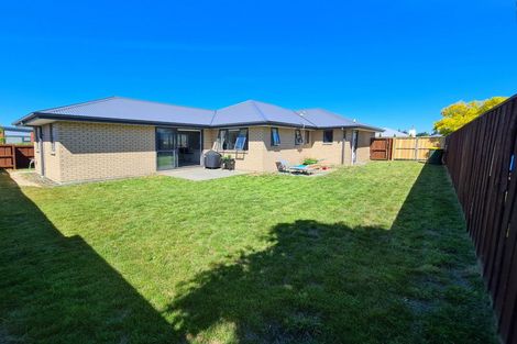 Photo of property in 16 Ledbury Drive, Rolleston, 7615