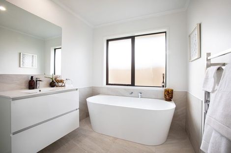 Photo of property in 13 Richards Street, Cambridge, 3434