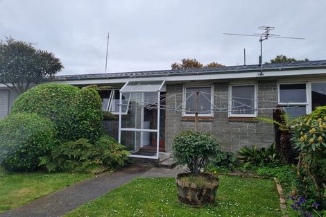 Photo of property in 2/17 Waimairi Road, Upper Riccarton, Christchurch, 8041