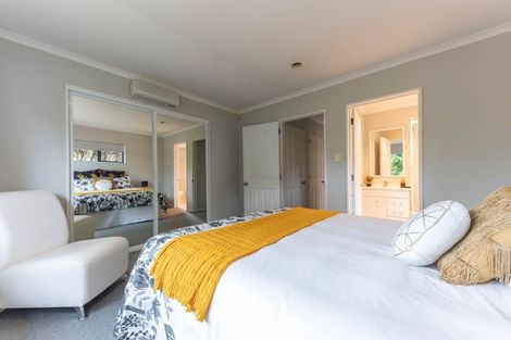 Photo of property in 24a Fruitvale Road, New Lynn, Auckland, 0600