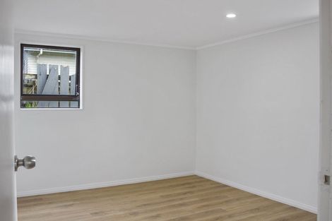 Photo of property in 30 Mcquarrie Avenue, Wattle Downs, Auckland, 2103