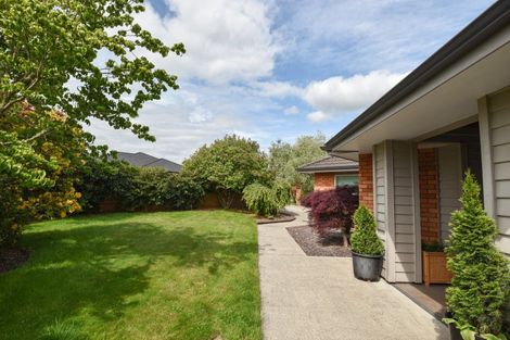 Photo of property in 32 Carroll Place, Owhata, Rotorua, 3010