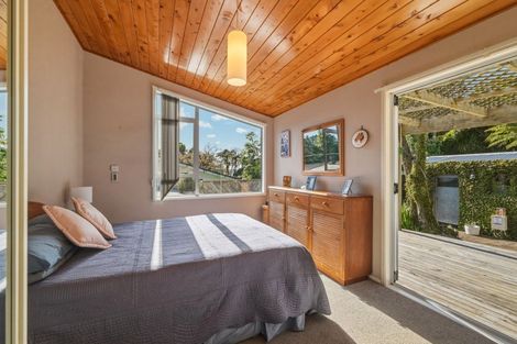 Photo of property in 14 Morehu Road, Rotoiti Forest, Rotorua, 3074