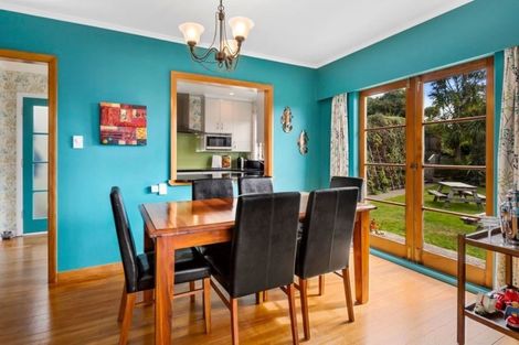 Photo of property in 66 Frankmoore Avenue, Johnsonville, Wellington, 6037