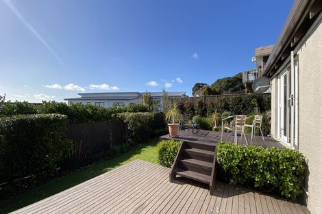 Photo of property in 2/39 Shanaway Rise, Hillcrest, Auckland, 0627