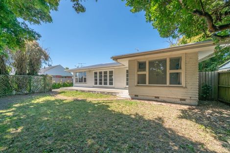 Photo of property in 2/60 Grahams Road, Burnside, Christchurch, 8041