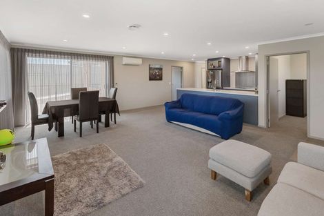 Photo of property in 247 Parklands Avenue, Bell Block, New Plymouth, 4312