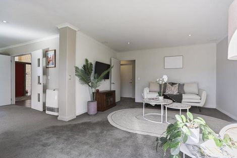 Photo of property in 2 Ascot Place, Rangiora, 7400