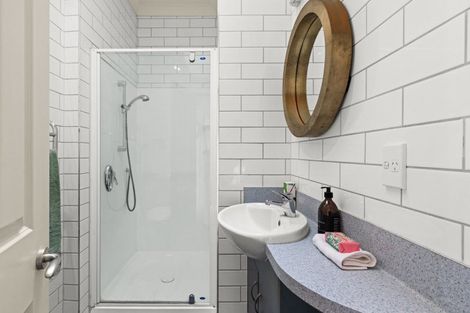 Photo of property in 201 Marine Parade, Napier South, Napier, 4110