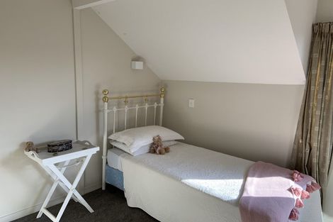 Photo of property in 35 Garden Road, Merivale, Christchurch, 8014