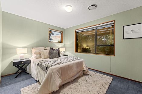 Photo of property in 17 Wyatt Place, Russley, Christchurch, 8042