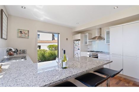 Photo of property in 140 Gills Road, Albany Heights, Auckland, 0632