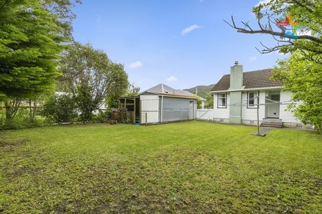 Photo of property in 8 Heath Street, Wainuiomata, Lower Hutt, 5014