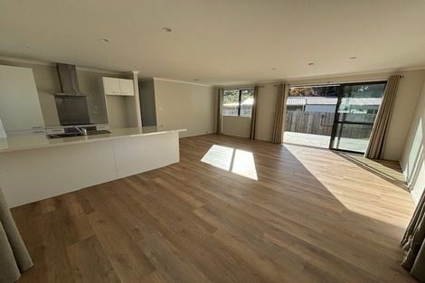 Photo of property in 26 Mellsop Avenue, Waiuku, 2123