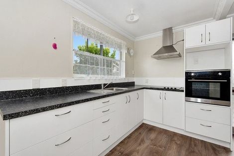 Photo of property in 6 Leonard Place, Dinsdale, Hamilton, 3204