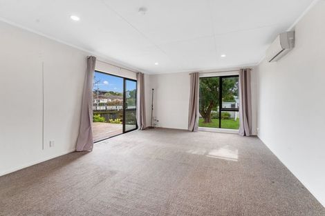 Photo of property in 43 Michael Road, Paraparaumu Beach, Paraparaumu, 5032