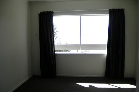 Photo of property in 2/82 Barnard Street, Wadestown, Wellington, 6012