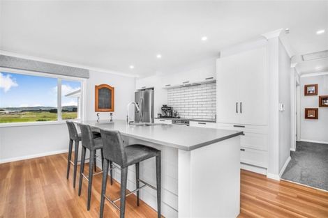 Photo of property in 10a Kendallvale Drive, Waiuku, 2123