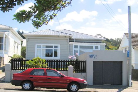 Photo of property in 48b Wright Street, Mount Cook, Wellington, 6021