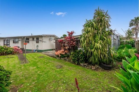 Photo of property in 4 Burlington Place, Manurewa, Auckland, 2102
