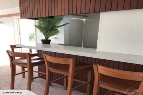 Photo of property in 5 Madison Place, Forrest Hill, Auckland, 0620