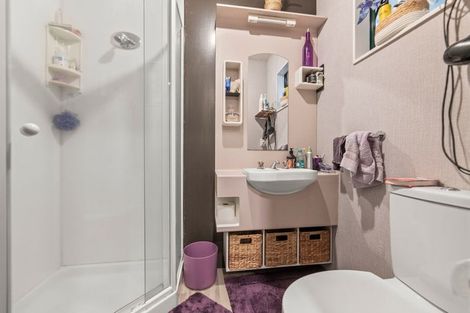 Photo of property in 1 Strachan Way, Highbury, Palmerston North, 4412