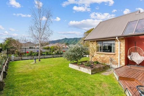 Photo of property in 94 Kapanui Road, Waikanae, 5036