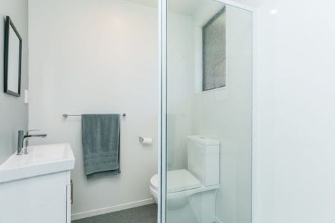 Photo of property in 48a Satara Crescent, Khandallah, Wellington, 6035