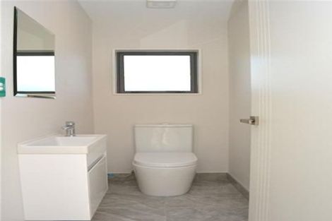 Photo of property in 12 Matata Drive, Takanini, 2112