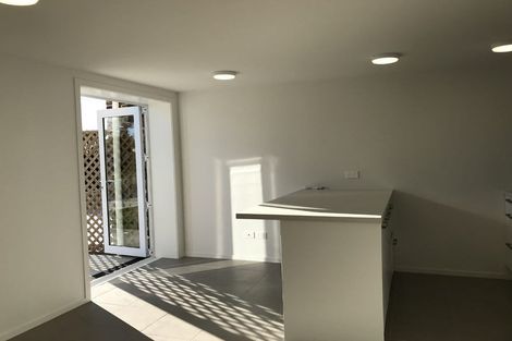 Photo of property in 1/53 Seaview Road, Glenfield, Auckland, 0629