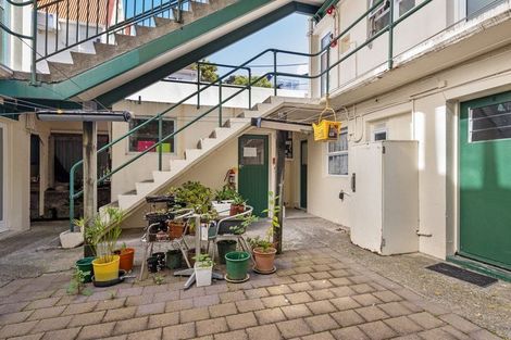 Photo of property in Avon Apartments, 2/313 The Terrace, Te Aro, Wellington, 6011