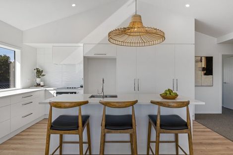 Photo of property in 9 Otaketake Drive, Kinloch, 3377