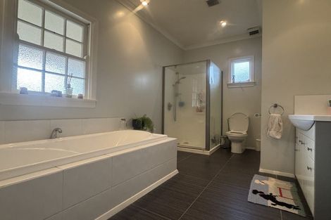Photo of property in 4 Osier Road, Greenmeadows, Napier, 4112