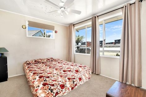 Photo of property in 743 Maunganui Road, Mount Maunganui, 3116