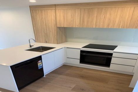 Photo of property in 6 Hoopers Road, Glen Eden, Auckland, 0602