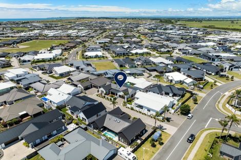 Photo of property in 15 Colpoma Close, Papamoa Beach, Papamoa, 3118