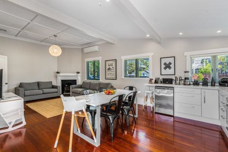 Photo of property in 2 Tennyson Street, Northcote Point, Auckland, 0627