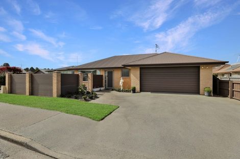 Photo of property in 21 Cox Street, Ashburton, 7700