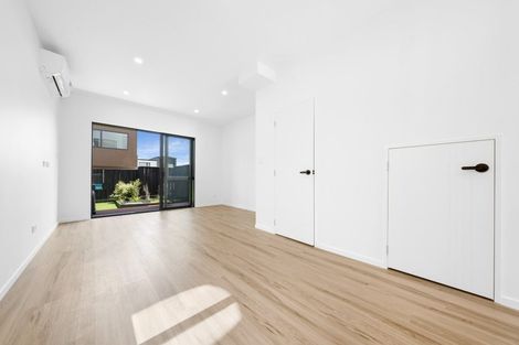 Photo of property in 16 Kiato Lane, Flat Bush, Auckland, 2019